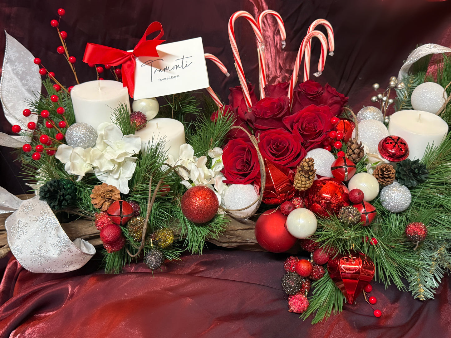 The Christmas Splendor Centerpiece