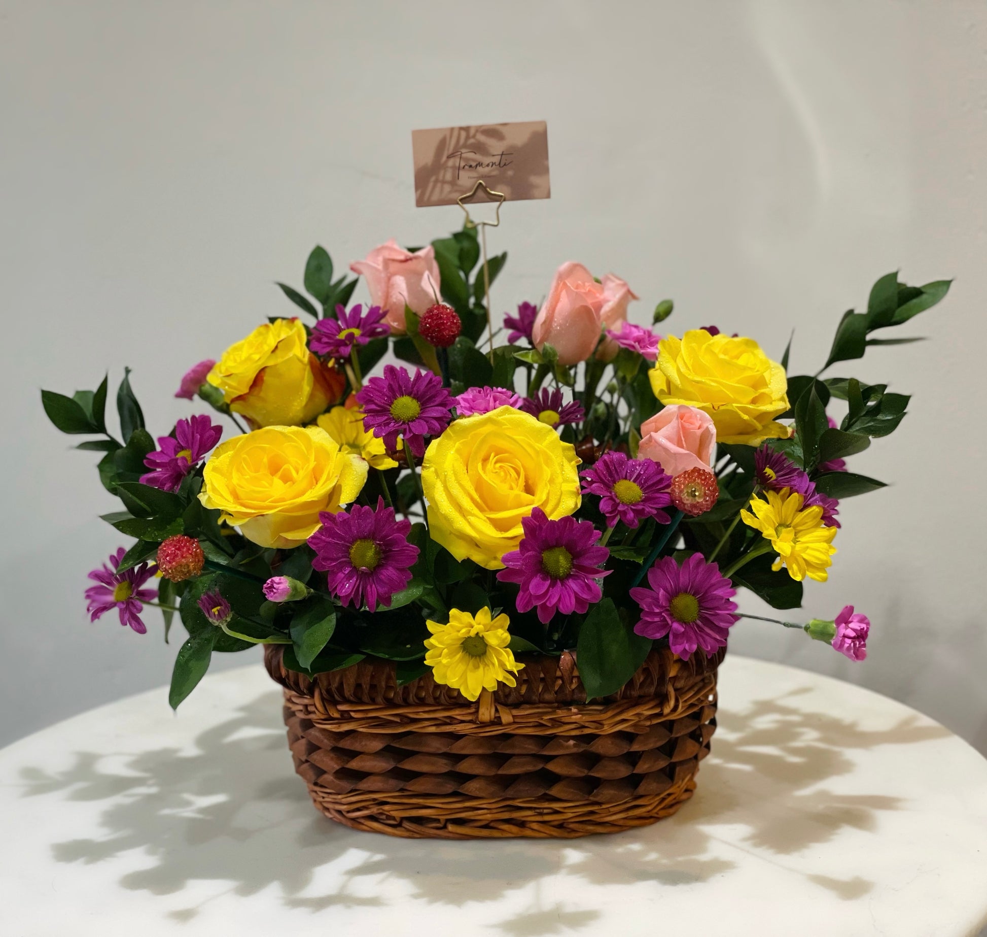 Pretty basket - Tramonti Flowers & Events