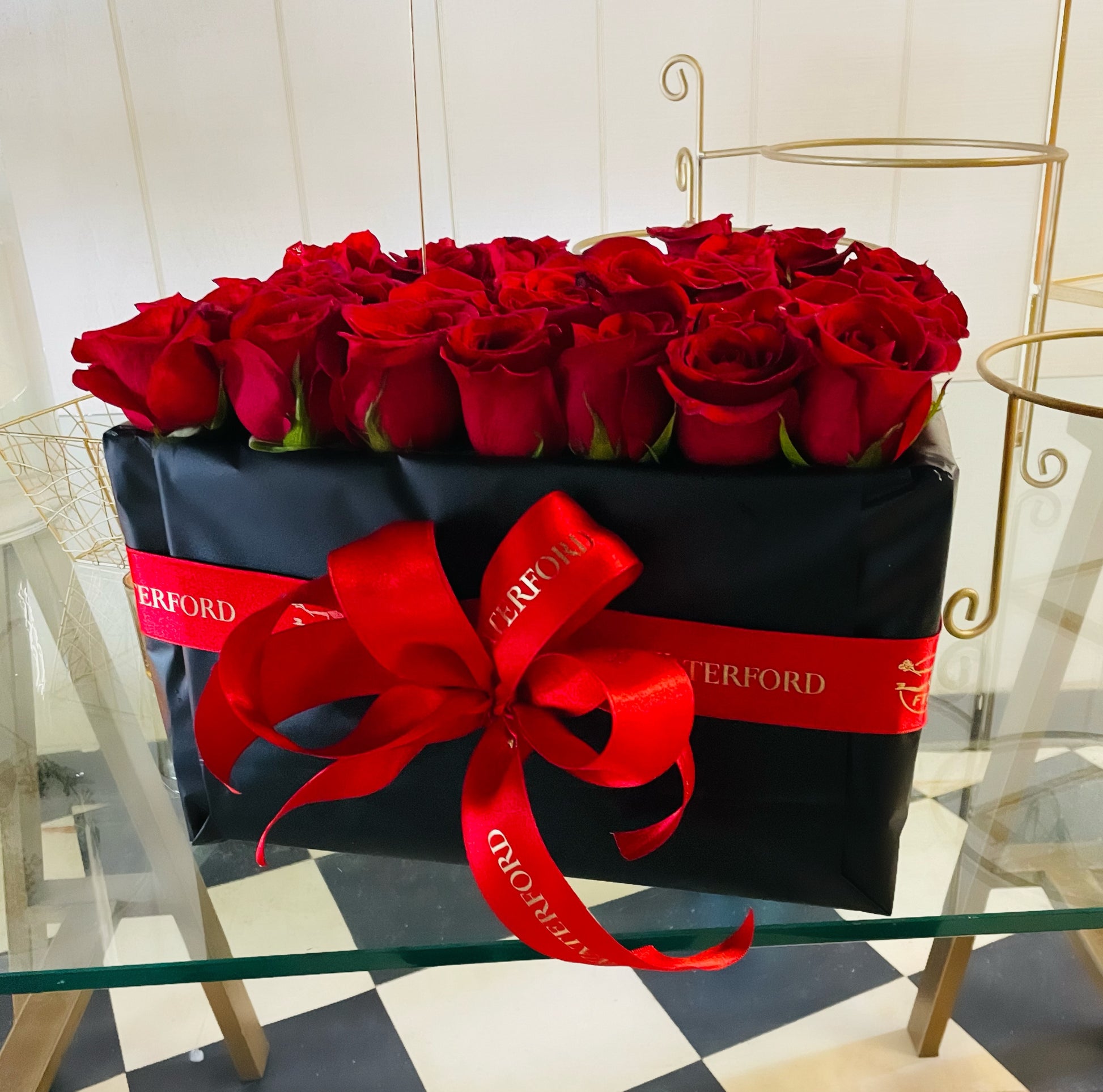 Majestic Box of 50 Red roses - Tramonti Flowers & Events